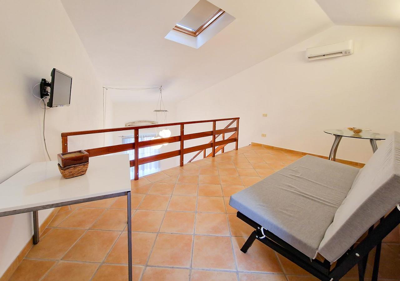 Murphy Holiday Home - Residenza Baro ラ・マッダレーナ エクステリア 写真